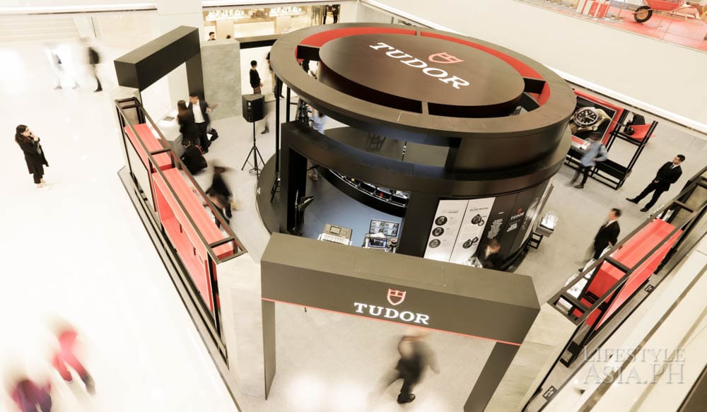 The Tudor Art Exhibit at the Gateway Mall in Hong Kong