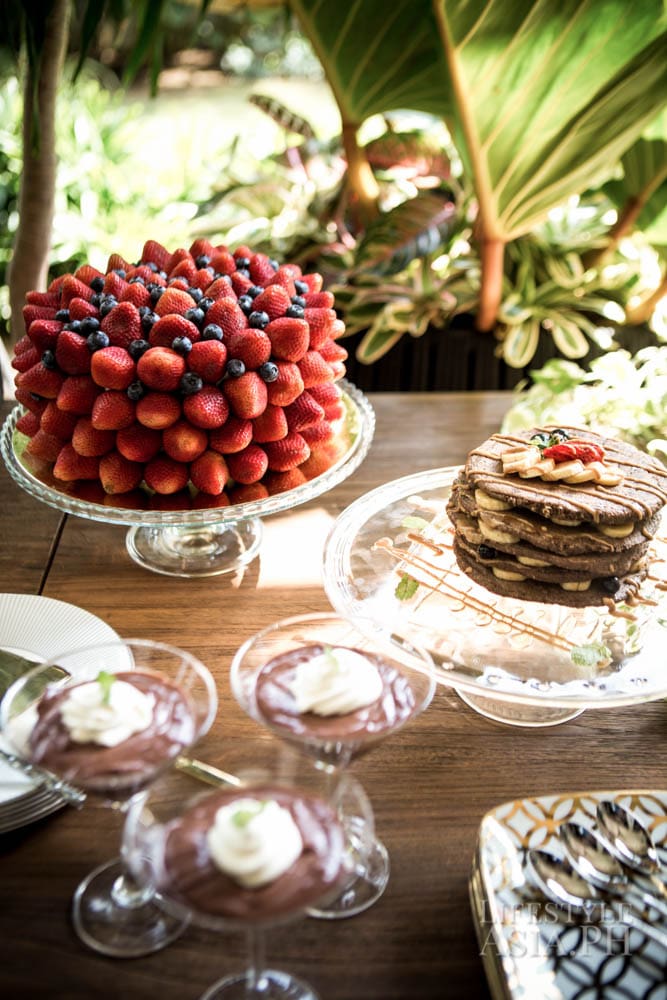 Aivee's favorite strawberry and blueberry cake is served alongside vegan desserts from Aivee Café like a chocolate mousse made of tofu and banana waffles