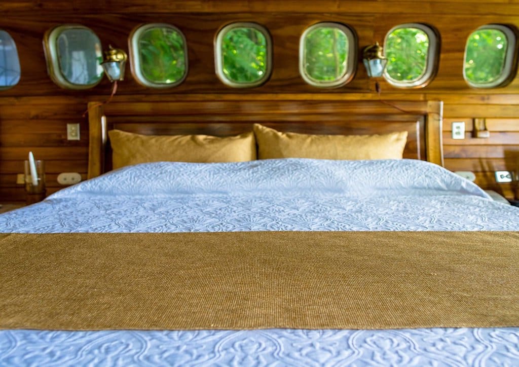 727 Fuselage Home's Master Bedroom (Photograph courtesy of Costa Verde Hotel)