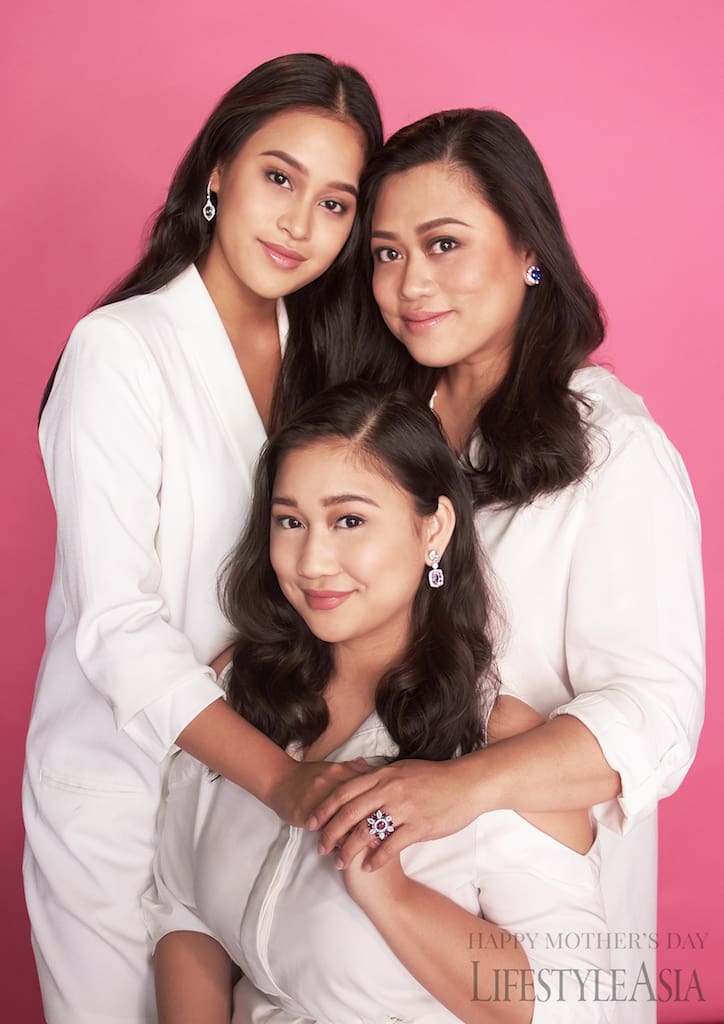 Candy, Jaqui and Jody Dizon