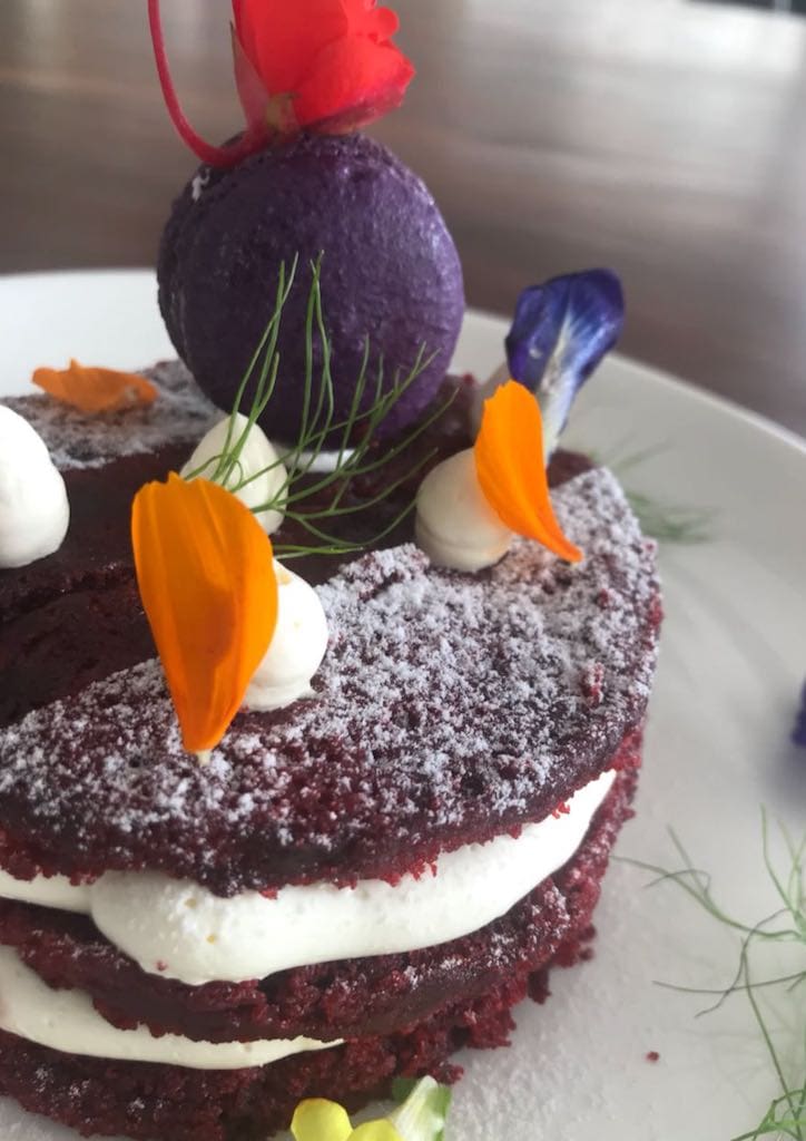 Surprise mom with a decadent cake made just for her