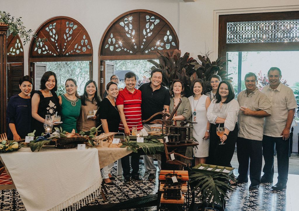 33rd Negros Trade Fair Organizing Committee - Treena Tecson (PR Consultant), Mariel San Agustin (Domesticity), Isabel Lozano (Antonio’s), Banj Claparols (Creative Definitions), Cata Ereñeta-Manaloto (Ereñeta-Manaloto Chorizo), Albert Avellana, Chef Tonyboy Escalante (Antonio’s), Nena Vargas Tantoco, Merry Ann Colmenares (Artisana Island Crafts), Ina Gaston (Hacienda Crafts), Ynez Reyes (Negros Trade Fair), Joey Gaston (Hacienda Crafts) and Mike Claparols (Creative Definitions)