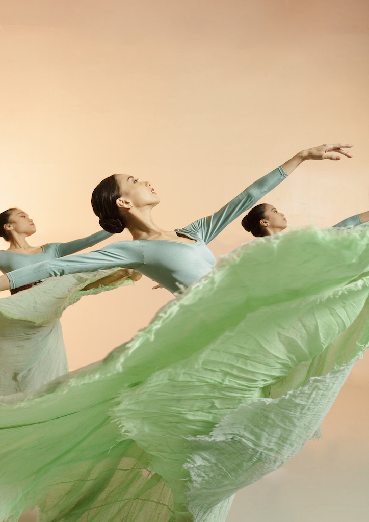 Alice Reyes' Carmina Burana (Photograph by Jojo Mamangun)