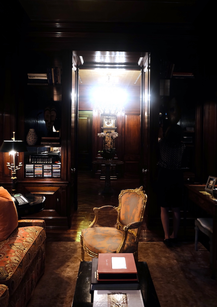 The sprawling apartment occupies a total of 2,700 square feet