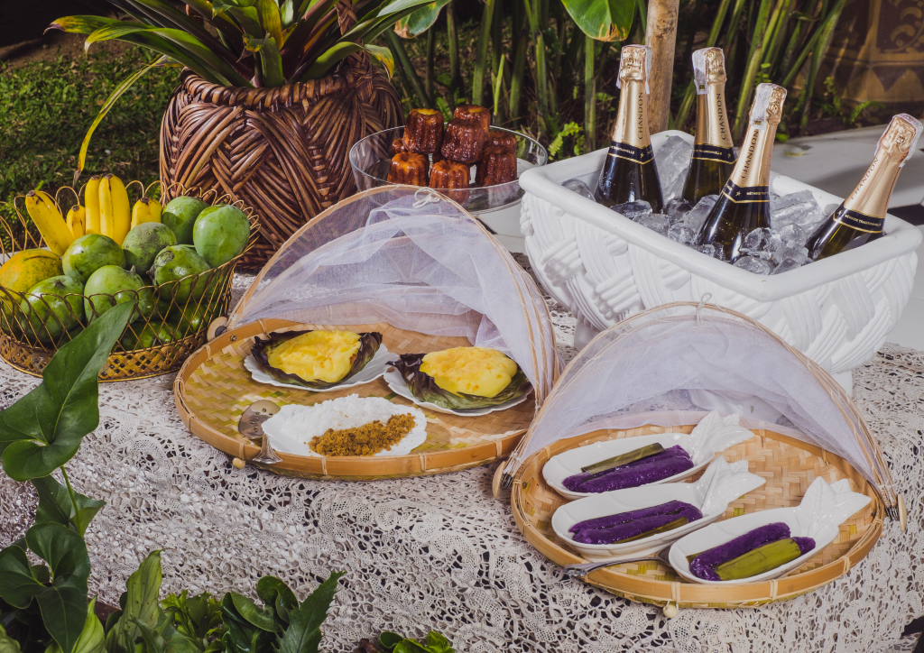 No Aranaz get together is complete without delicious Filipino desserts (Photograph by Floyd Jhocson) 