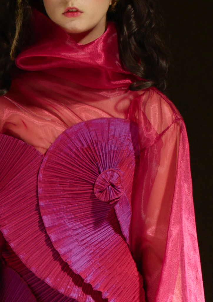 KORALES, Rajo Laurel, Rec Charity Gala 2018 (“I was inspired by the coral formation of the rich underwater life of the Philippine Seas.”) 