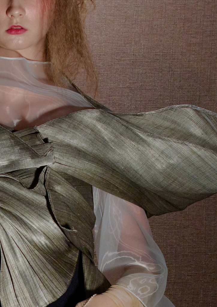 PANUELO, Rajo Laurel, Red Charity Gala 2018 (“A modern adaptation of the Panuelo.”)