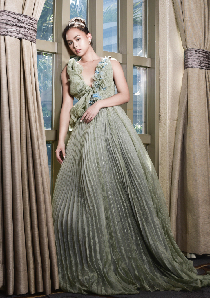 Kaila Estrada (Photograph by MJ Suayan)