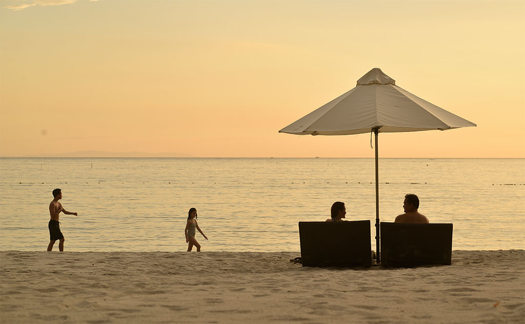 pico-de-loro-beach-and-country-club-batangas pico de loro beach and country club batangas