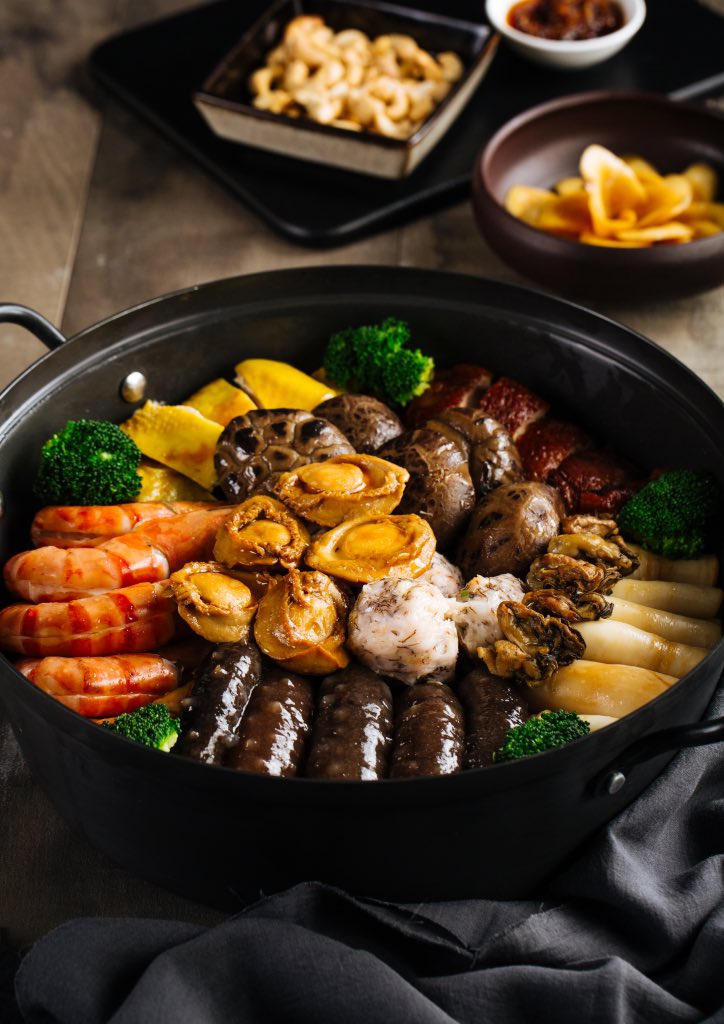 Chinese traditional dish Pun Choi at Shangri-la the Fort for Chinese New Year