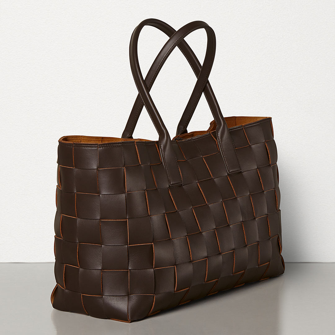 BOTTEGA VENETA MAXI INTRECCIO TOTE IN NAPPA