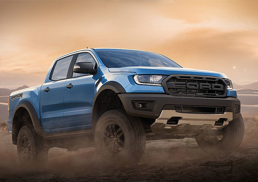 Based on the Ford Ranger, Ranger Raptor delivers an ultra-strength frame, giant bash plate, and an elevated design that allow it to thrive in environments other trucks dare not tread
