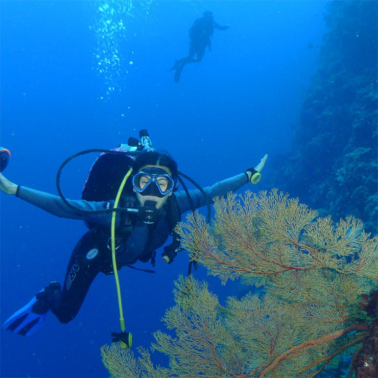 Ling Ling King enjoying an underwater adventure
