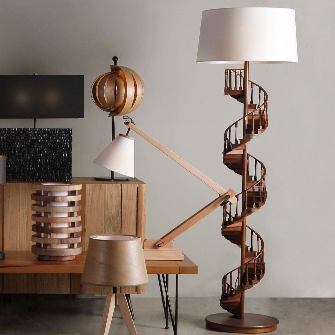 triboa bay living lamp