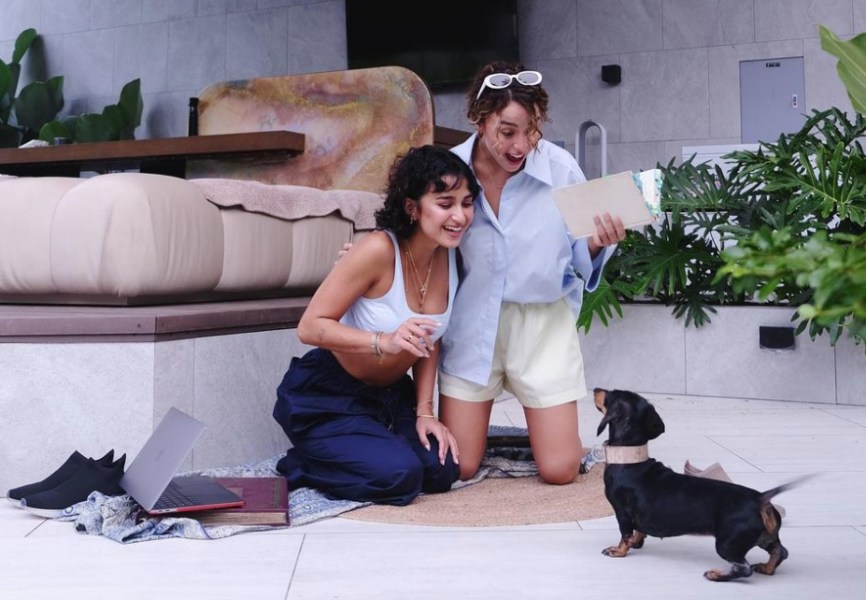 Issa Yassi Yassi and Issa Pressman Launch Mobile Pet Grooming