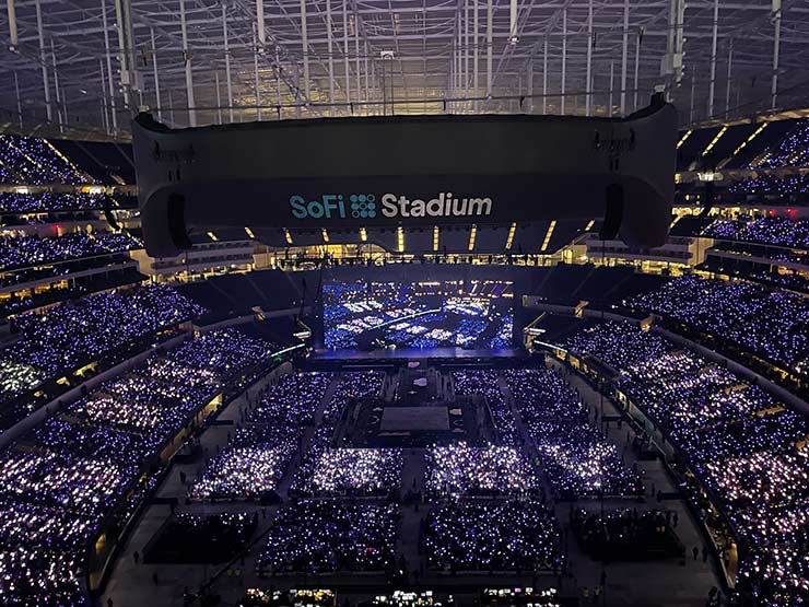 Fan Perspectives: Dancing the Night Away With BTS