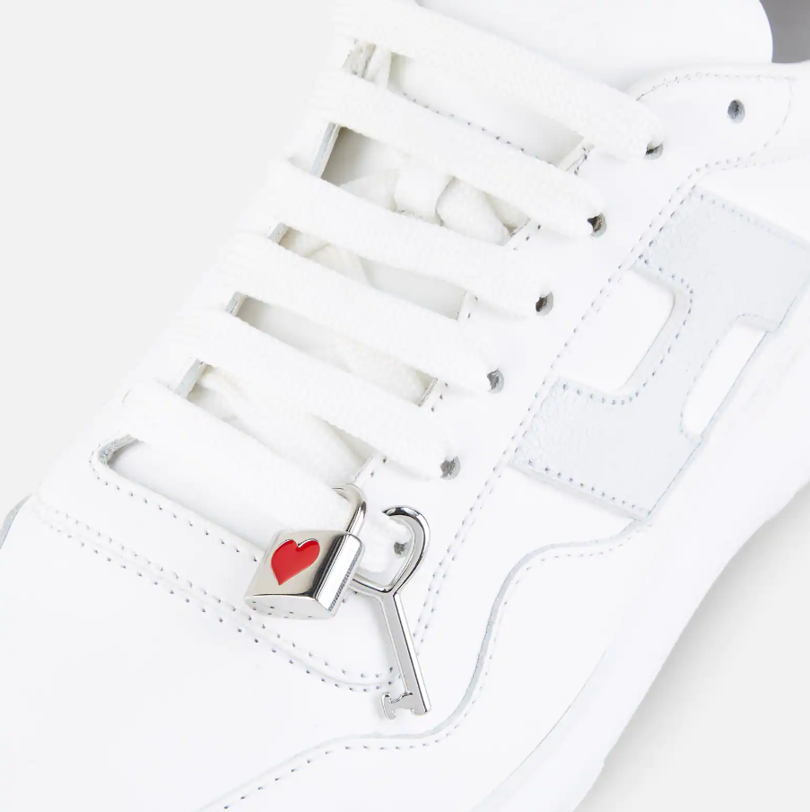 Hogan Shelace Bead Valentine’s Day Gift ideas