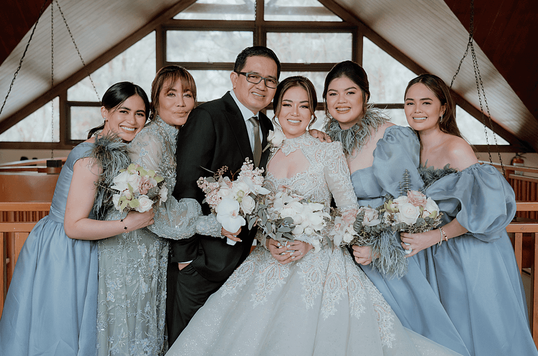 Kim Navarro family at the wedding