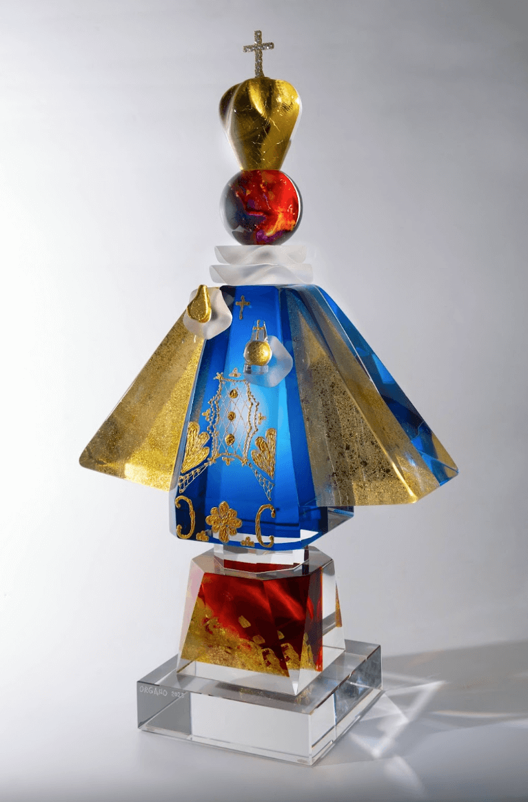 Sto.Niño Glass sculpture Galerie Joaquin