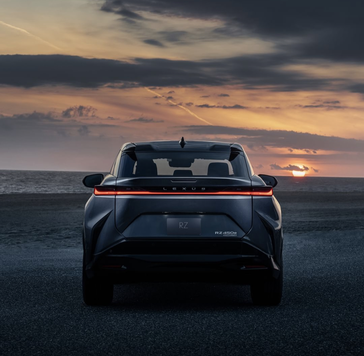 Lexus RZ 450e