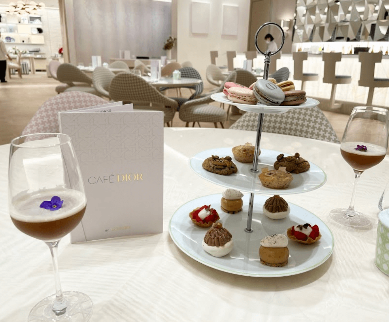 CAFÉ DIOR by LADURÉE