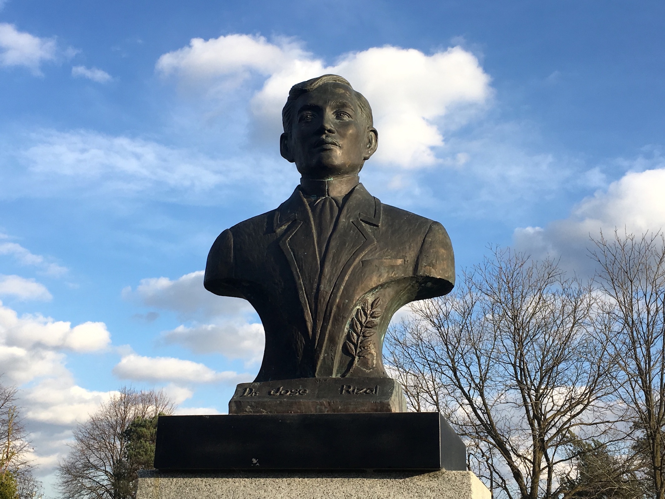 A 1998 bust of Rizal by Abdulmari de Leon Imao Jr., located in Toronto's Earl Bales Park