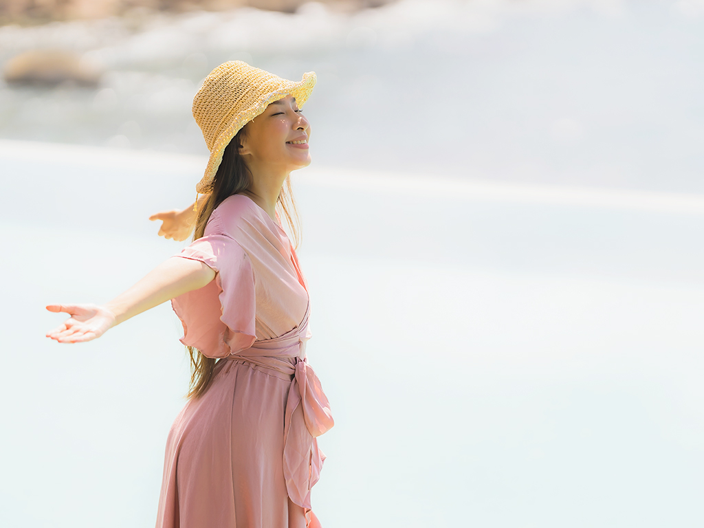 woman travelling personal care