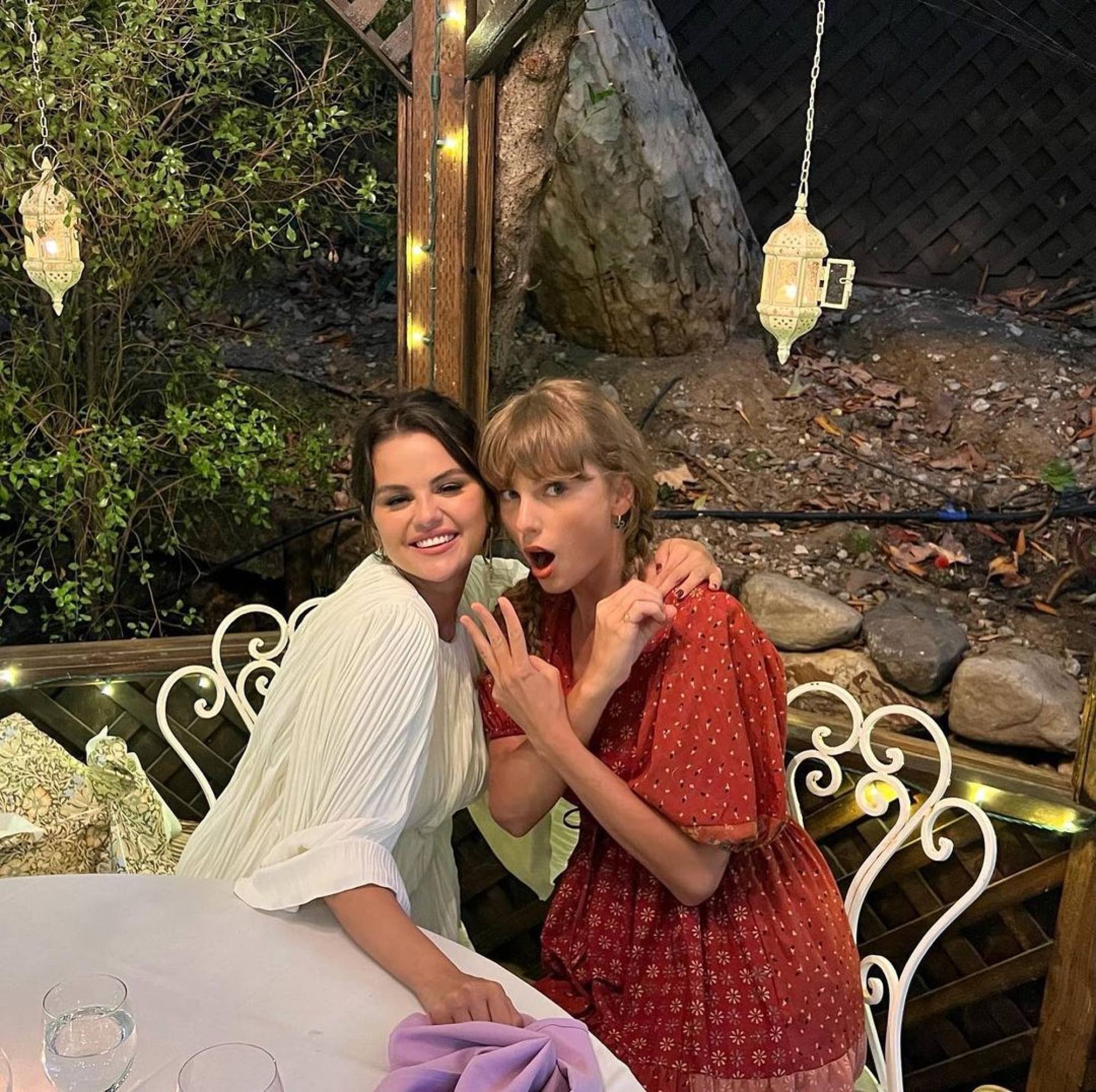 Selena Gomez and Taylor Swift hanging out. 