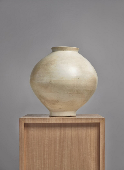 The Joseon dynasty moon jar sold by Sotheby's in September