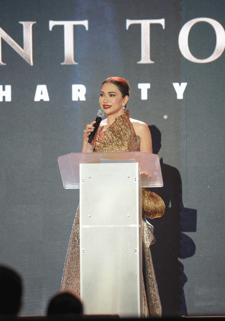 Sheila Romero at the I Want To Share Foundation. They hosted a truly enchanting gala, blending elegance, sophistication, and an abundance of compassion. 