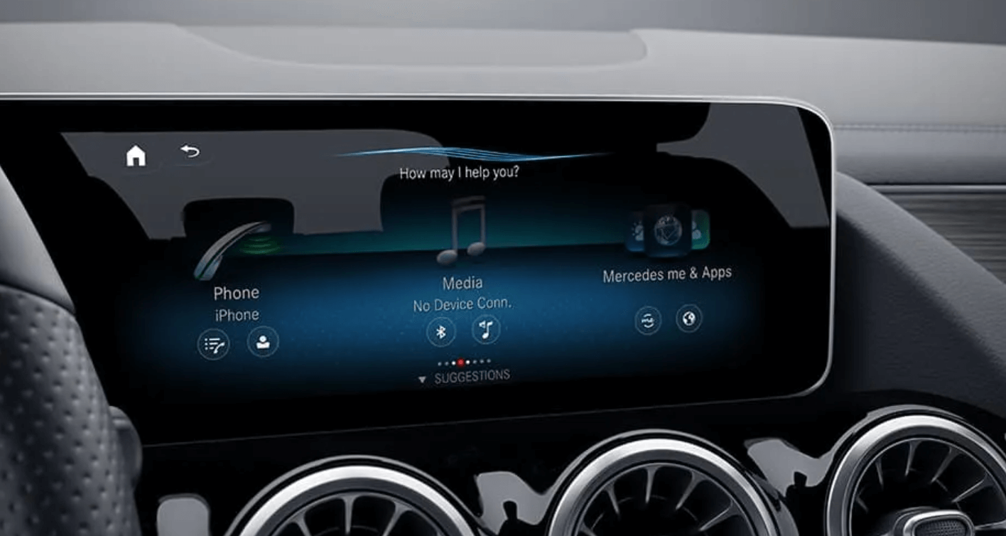 The Mercedes-Benz GLA 250's touch console