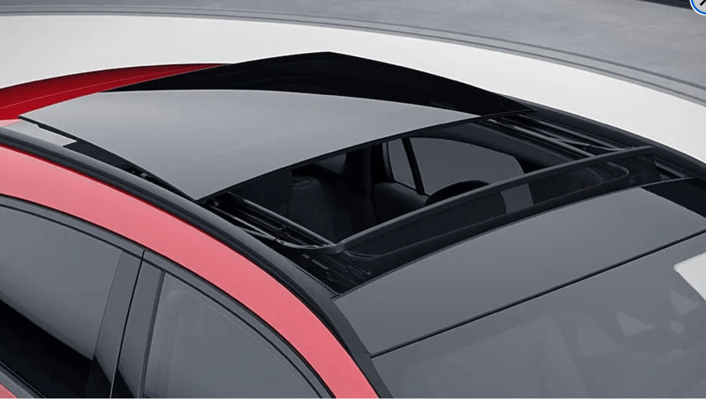 The panoramic roof of the The Mercedes-Benz GLA 250