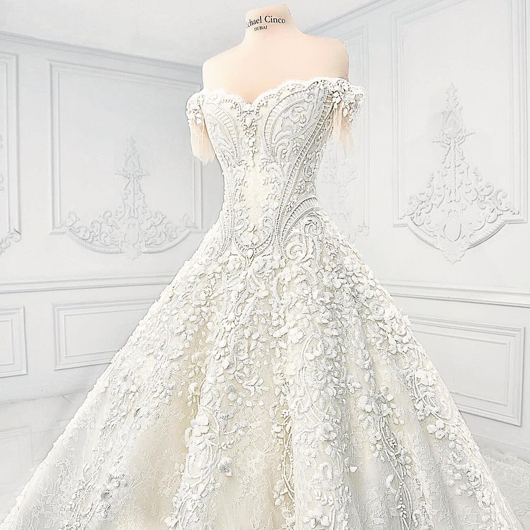 Marian Rivera’s sophisticated Michael Cinco bridal gown