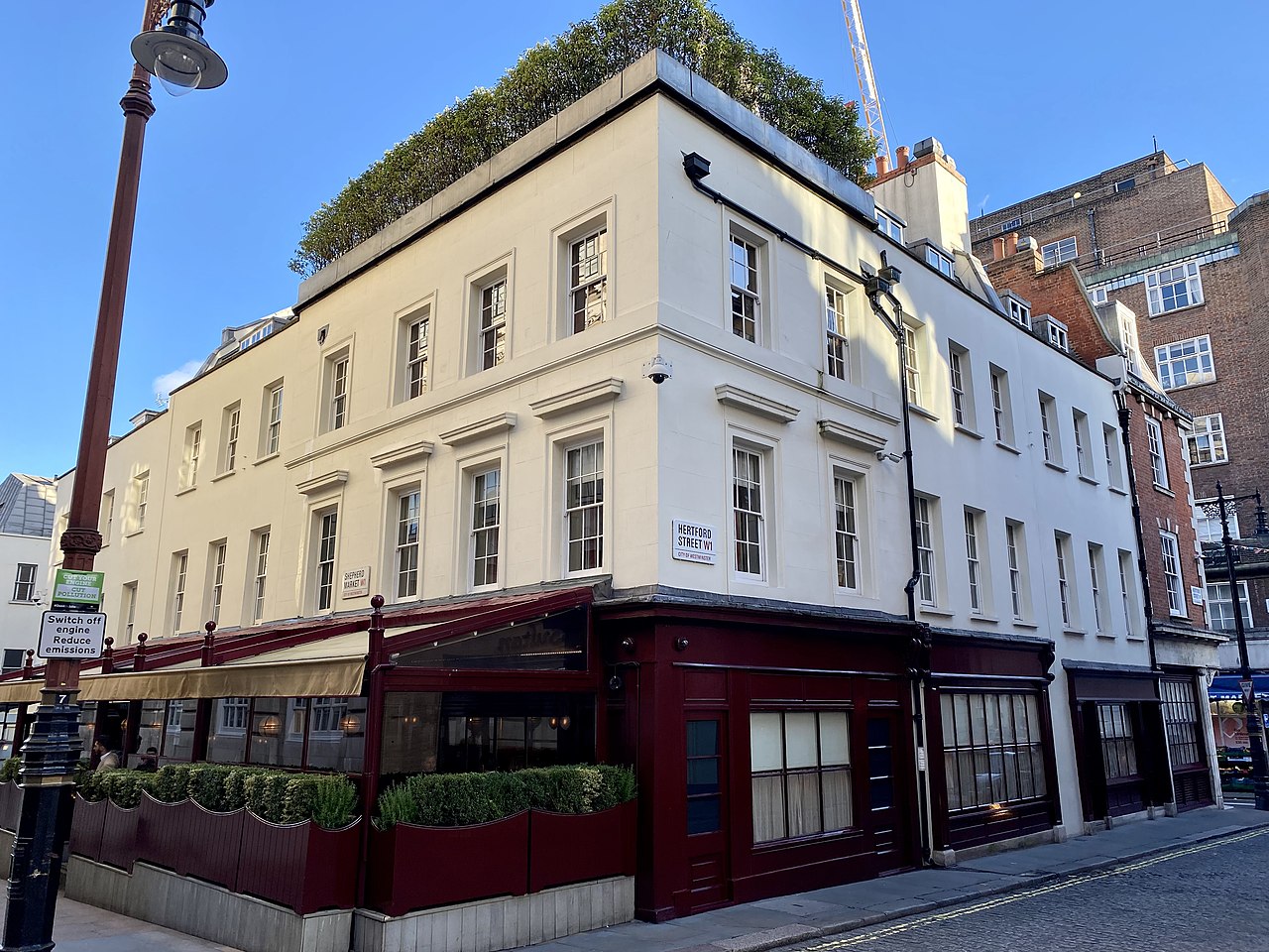 One of the only pictures of 5 Hertford Street and its facade