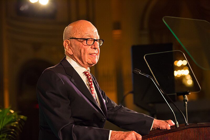Rupert Murdoch receiving the Global Leadership Award 2015