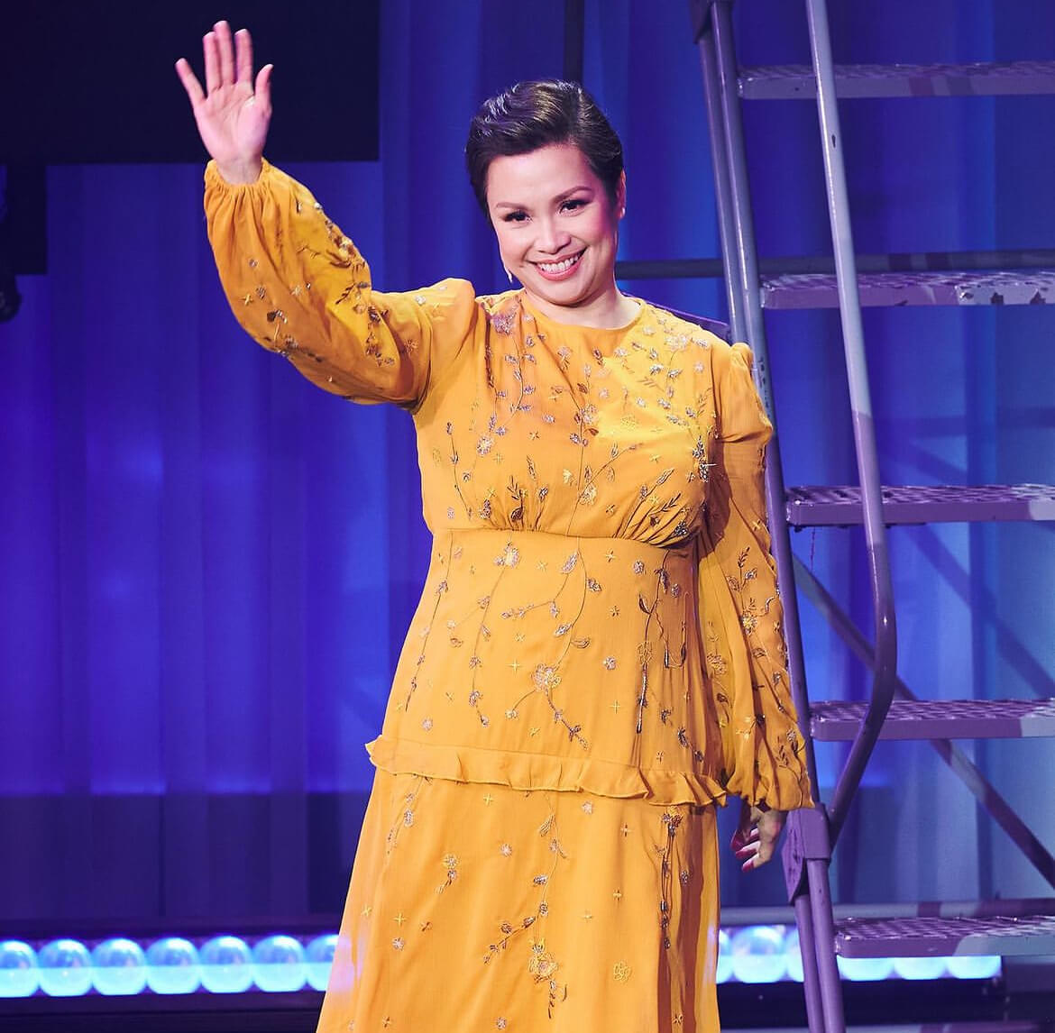 Lea Salonga spent the first half of 1999 returning to the role that made her famous: Kim in Miss Saigon. She originated the part more than ten years ago in London and then on Broadway, but she's not done with it yet; she'll spend the latter part of 2000 as Kim once more.