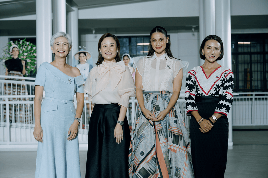 L-R: Manila Mayor Maria Sheilah “Honey” Lacuna-Pangan; Roxanne Farillas, Founder of Plains & Prints; Anne Curtis; DOT Sec. Christina Garcia Frasco