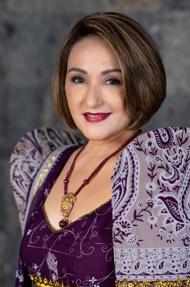 FilipinaZ Luminary for education.