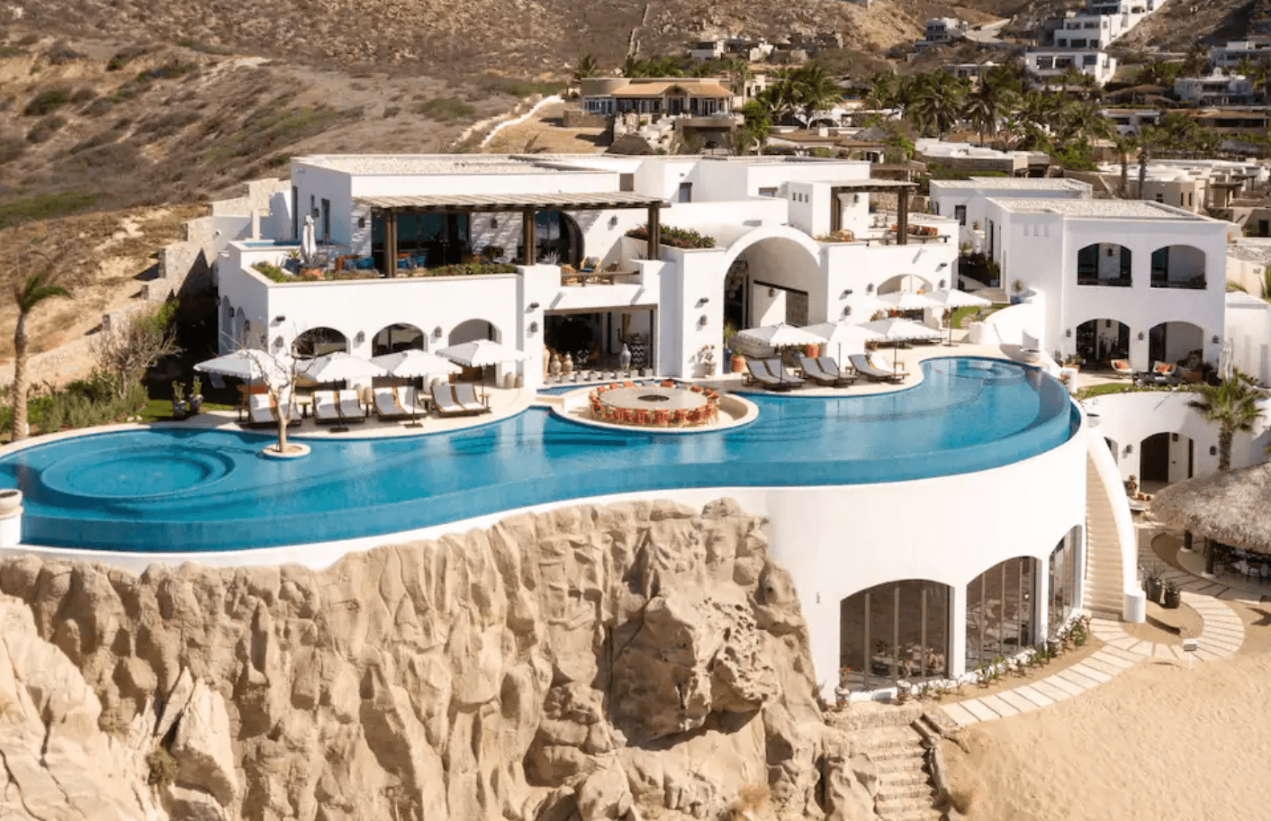 An exterior view of La Datcha Cabo San Lucas