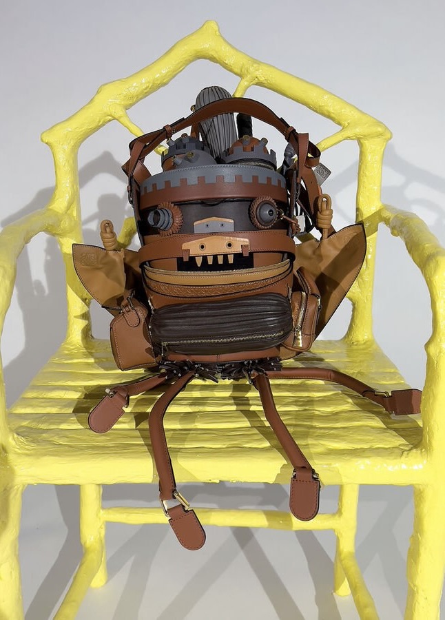 The realistic, artful bag of Howl’s moving castle