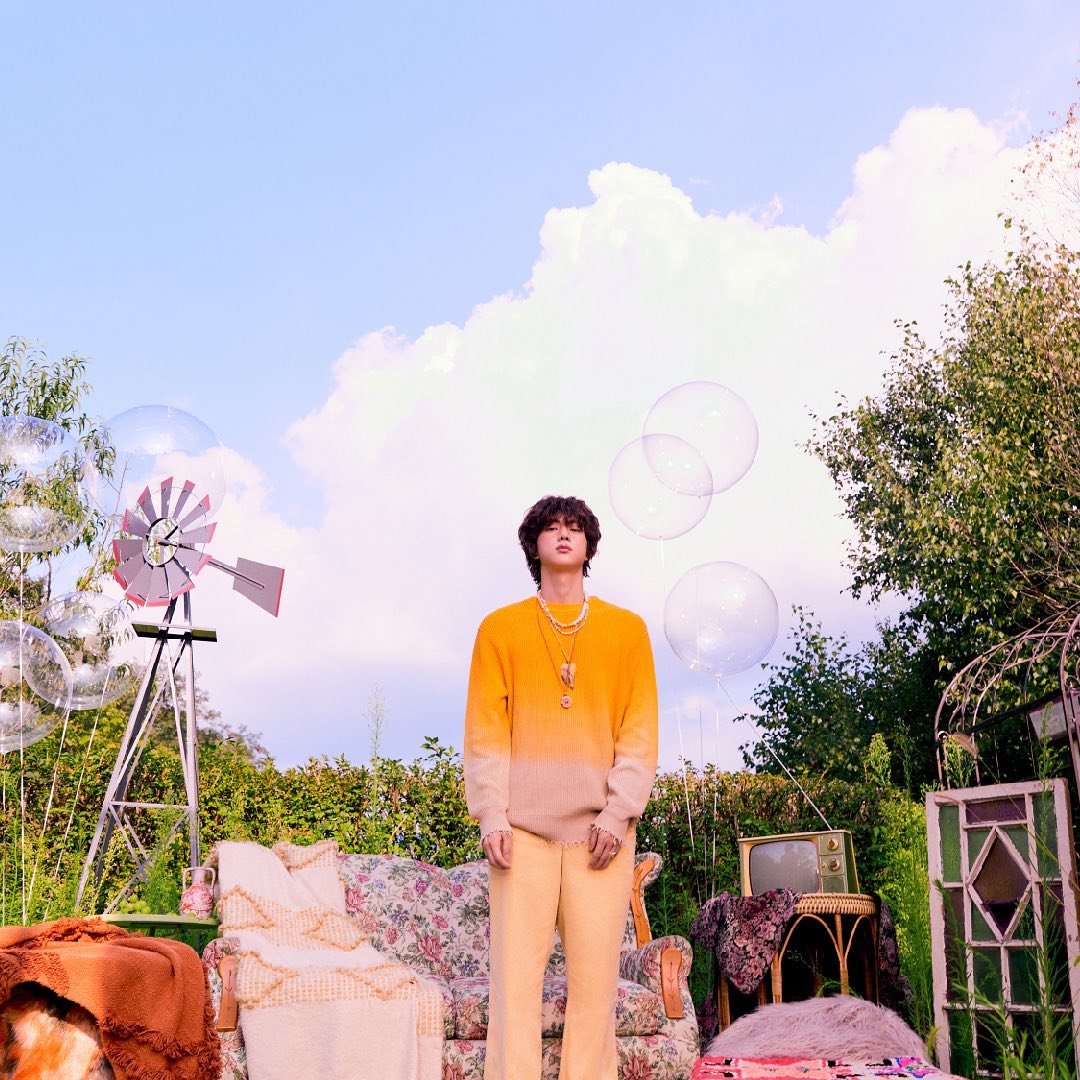Jin's concept photo for "The Astronaut"