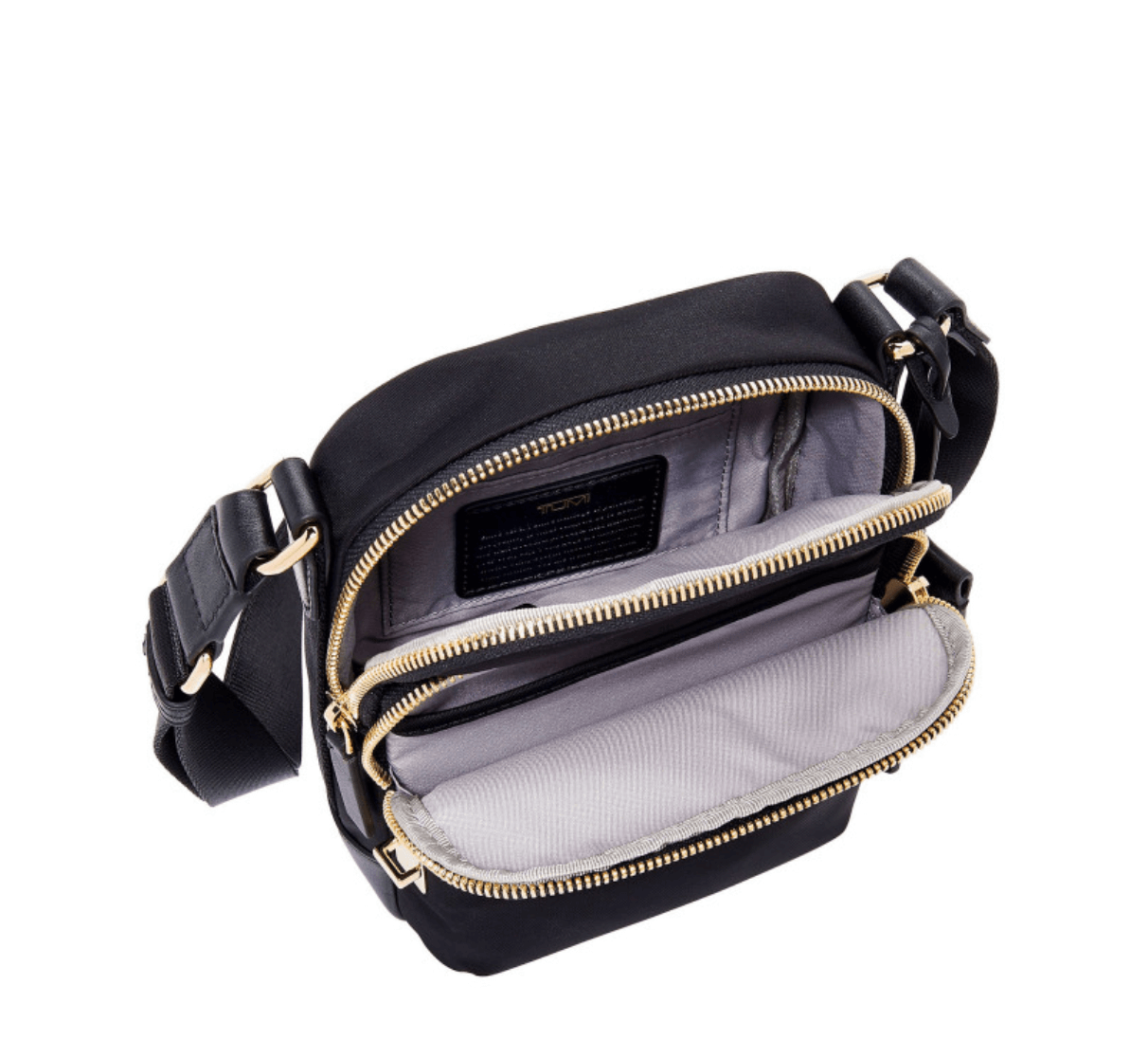 Multiple pockets and a vertical orientation makes it a breeze to organize travel essentials in one place