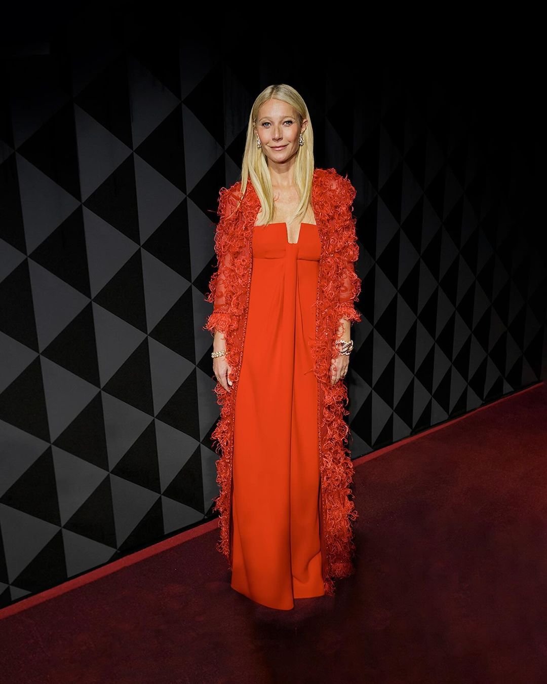 Gwyneth Paltrow presented Valentino’s honor at the Fashion Awards 2023
