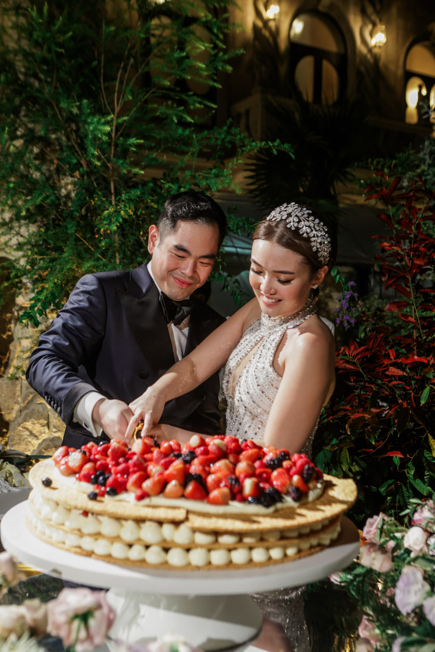 Mikaela and Carlo shared their newly-created cake