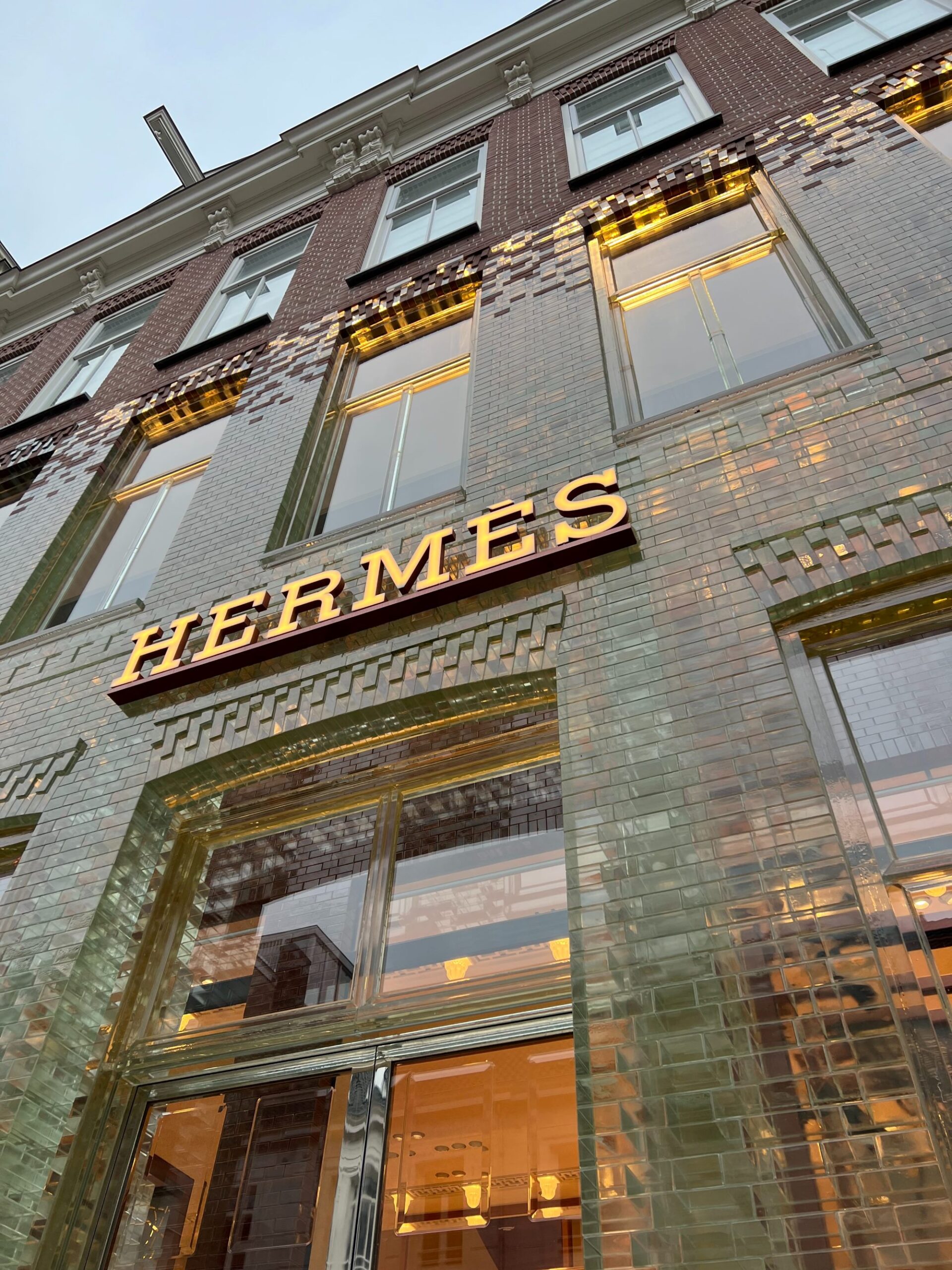 Hermes storefront