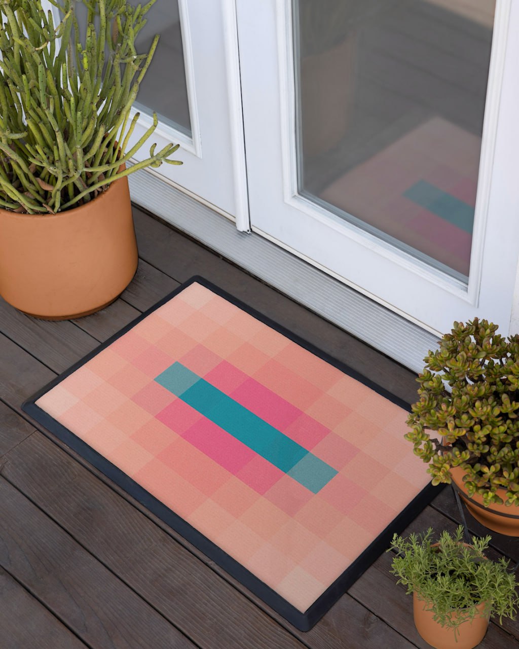 Pops of color from Ruggable x Pantone’s prism mat
