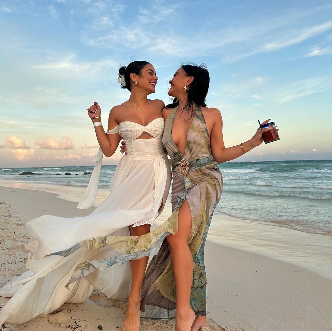 Stella Hudgens with newly married sister Vanessa Hudgens