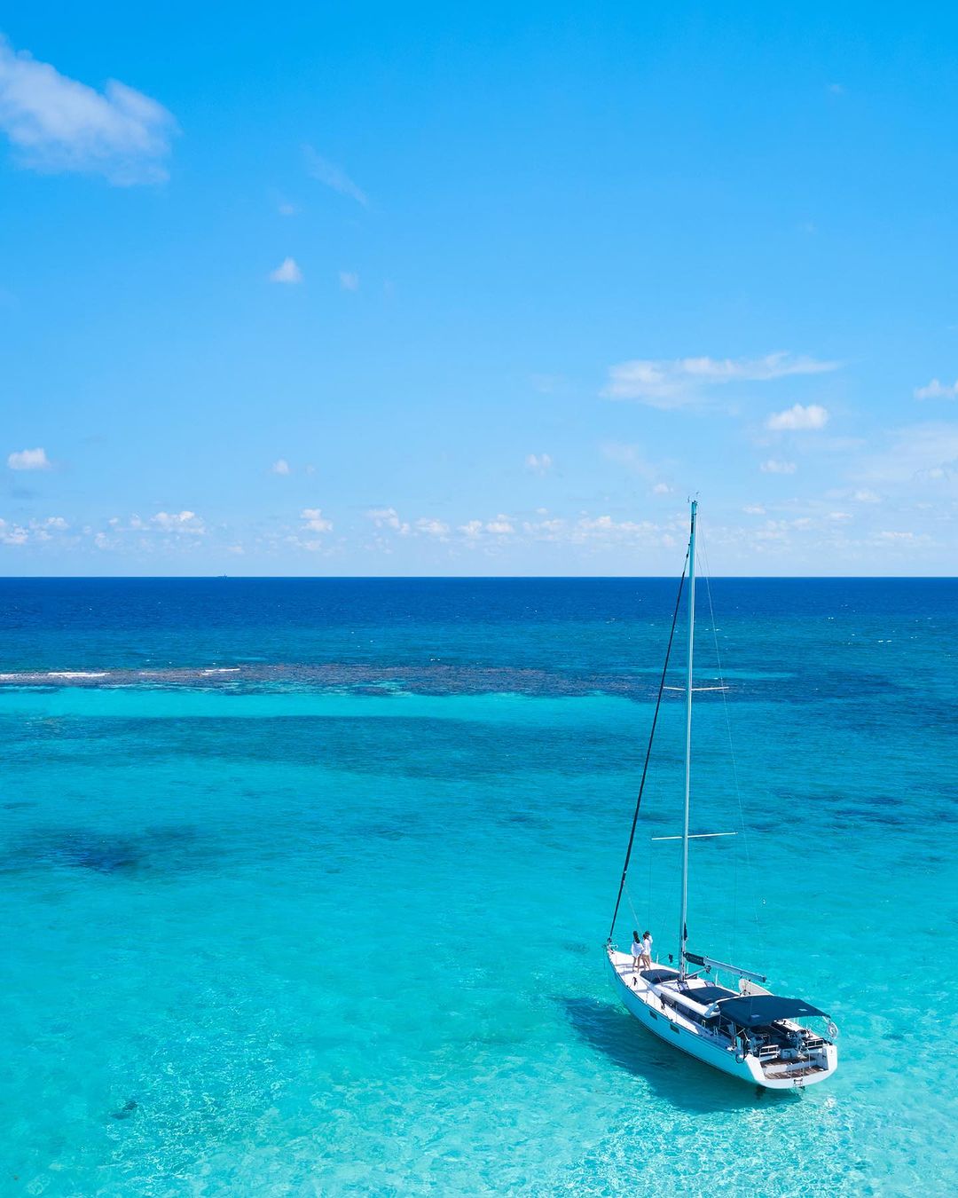 All Golden Globes guests will receive a $20,000 all-inclusive luxury experience at The Ritz-Carlton Grand Cayman