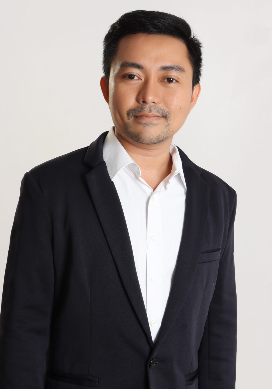 Daryll Barte has been in the crystal community for eight years