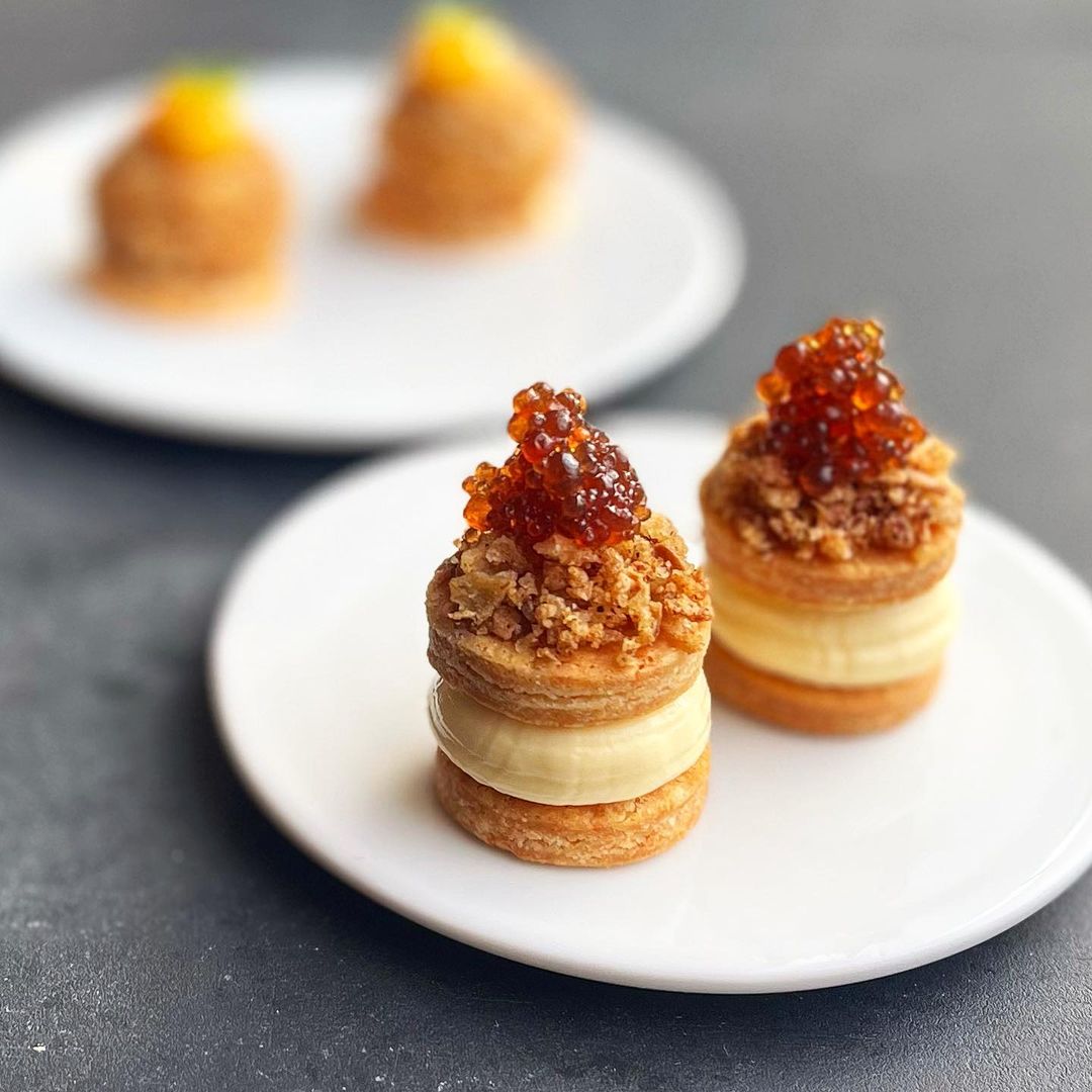 Sablé, Cáis Na Tíre, Balsamic Caviar